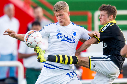 s Haukur Heidar Hauksson och FC Köpenhamns Andreas