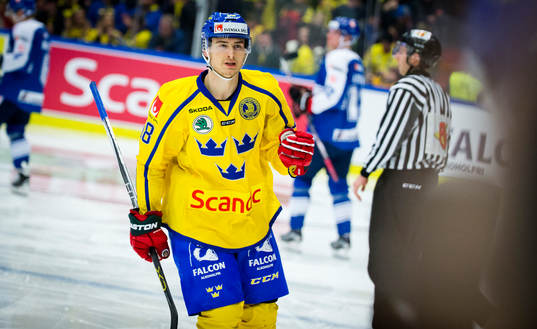 Sveriges Johan Sundström gör 3-0 och jublar