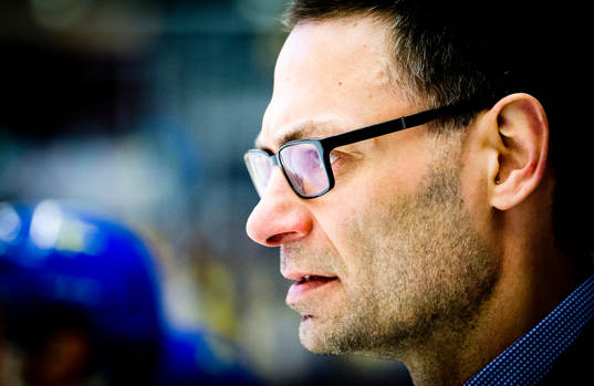 Sveriges assisterande tränare Peter Popovic