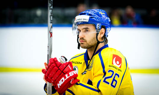 Publiken ropar Sveriges Martin Johansson namn
