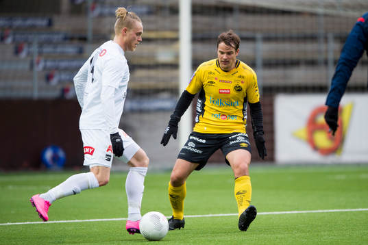 Odds Fredrik Nordkvelle och Elfsborgs Henning Hauger