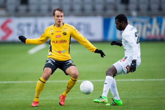 Elfsborgs Viktor Prodell och Odds Chukukama Akabueze