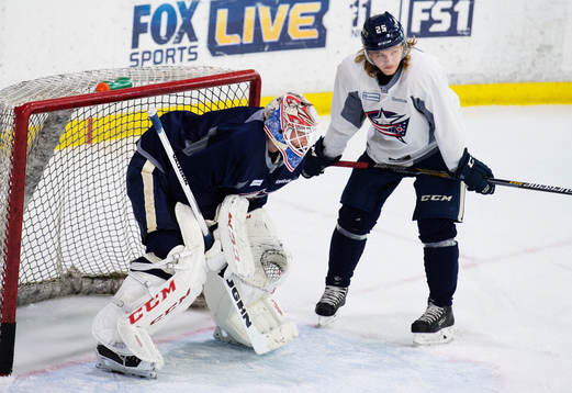 Målvakten Anton Forsberg och William Karlsson
