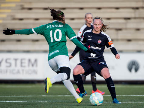 Fortuna Hjørrings Nora Heroum mot Rosengårds Ebba Wieder