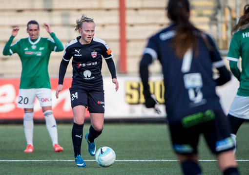 Rosengårds Ebba Wieder och Sara Björk Gunnarsdottir