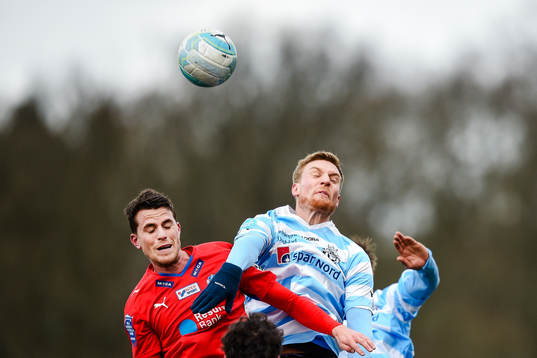 Helsingborgs Jesper Björkman och Helsingörs Andreas Holm