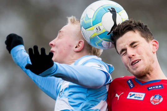 Bläddra bland fler bilder av Fotboll, Träningsmatch, Helsingborg - Helsingör