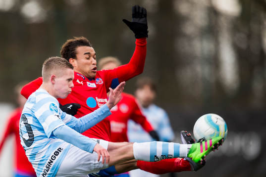 Helsingörs Daniel Thorup och Helsingborgs Matthew Rusike
