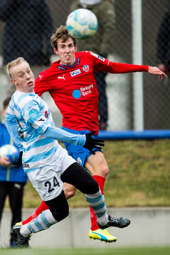 Helsingörs Mads Aaquist och Helsingborgs Adam Eriksson
