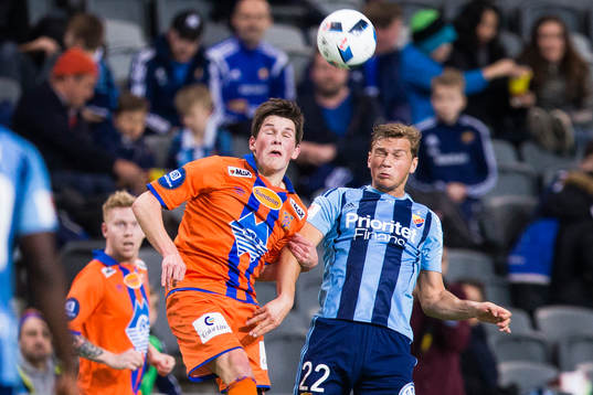 Ålesunds Sondre Brunstad Fet i en nickduell med