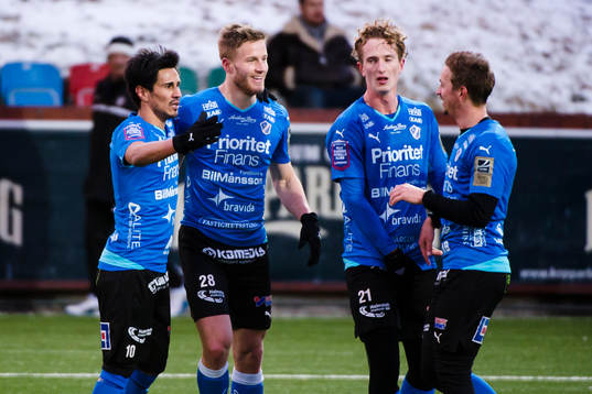 Halmstads Antonio Rojas Alexander Rud Tveter (målskytt),