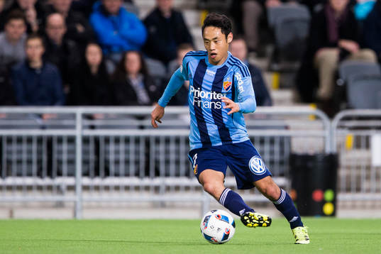 Djurgårdens Seon-Min Moon med bollen