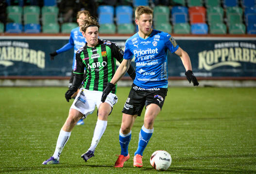 GAIS Arnar Bragi Bergsson och Halmstads Alexander Rud Tveter