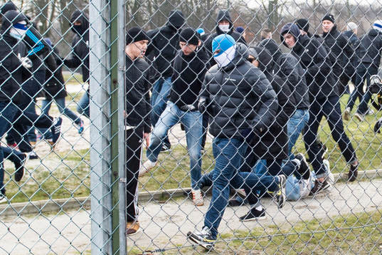 Slagsmål utbryter mellan Malmö FFs och Bröndbys