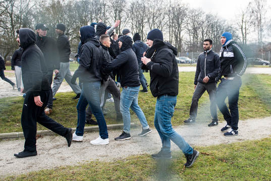 Slagsmål utbryter mellan Malmö FFs och Bröndbys