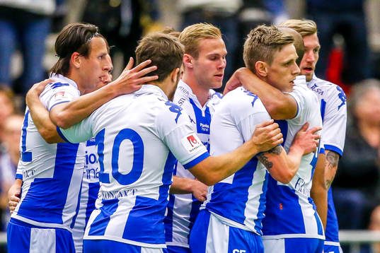 IFK Göteborgs spelare jublar