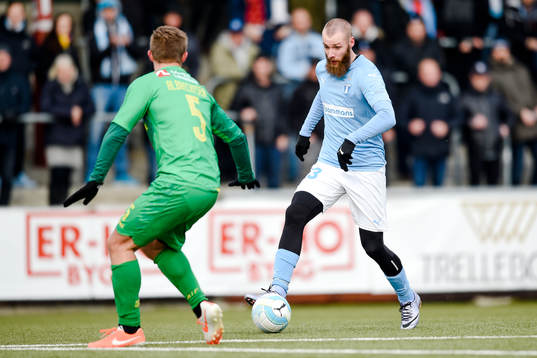 Bröndbys Martin Albrechtsen och Malmö FFs Jo Inge Berget