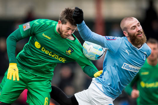 Bröndbys Martin Örnskov och Malmö FFs Jo Inge Berget