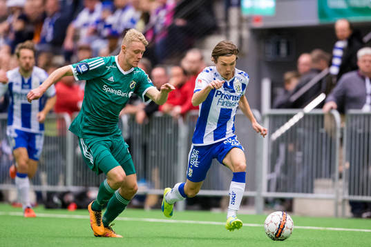 Stabaeks Eirik Haugstad jagar IFK Göteborgs Patrik