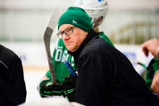 Rögles assisterande coach Magnus Bogren