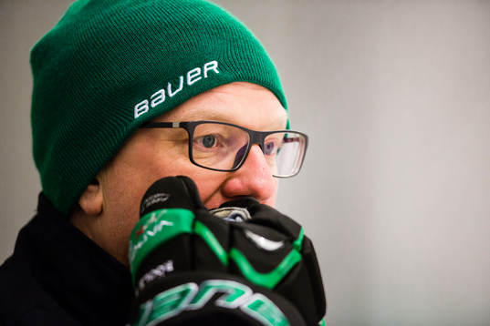 Rögles assisterande coach Magnus Bogren