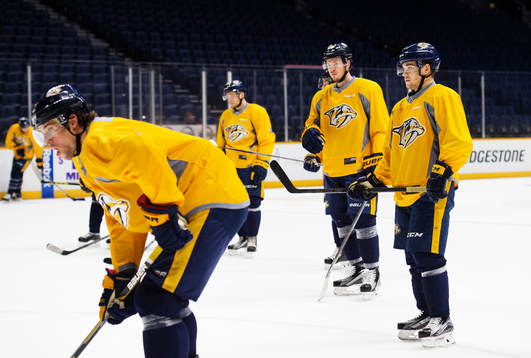 Viktor Arvidsson (t h)