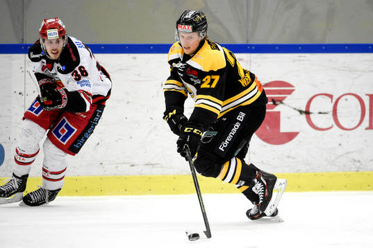 Almtunas Emil Larsson och Panterns Axel Wemmenborn