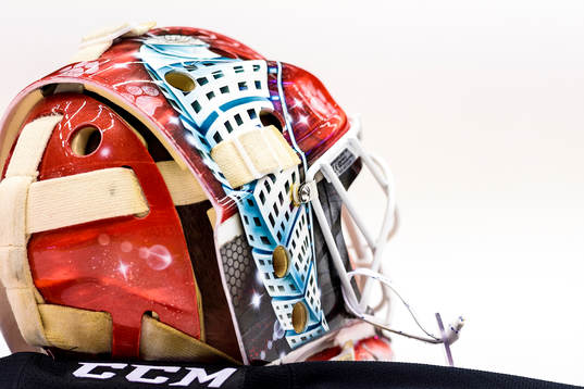 Malmö Redhawks målvakt Pontus Sjögren med ett motiv av