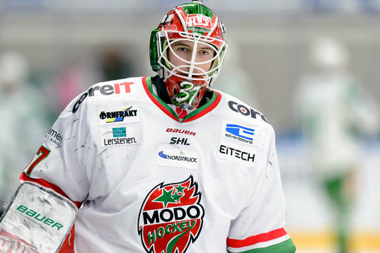 Modos målvakt Adam Reideborn
