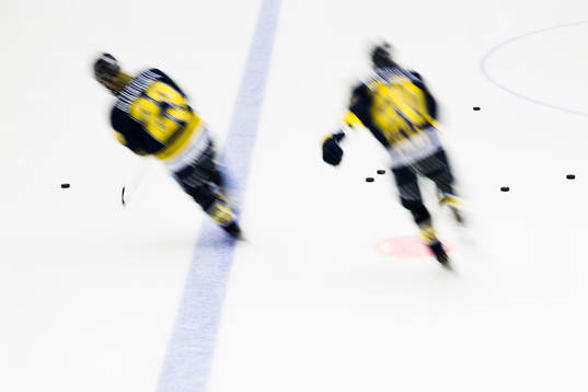 HV71 värmer upp