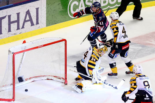 Linköpings Linköpings Broc Little gör 2-0