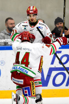 Modos Gustav Possler  och Carl Grundström jublar