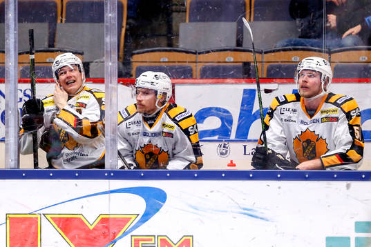 Skellefteå med tre spelare i utvisningsbåset