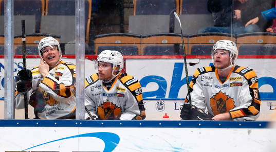 Skellefteå har tre spelare i utviosningsbåset
