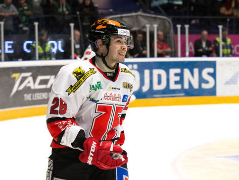 Örebros Greg Squires