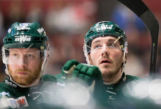 Färjestads Martin Röymark och John Persson deppar