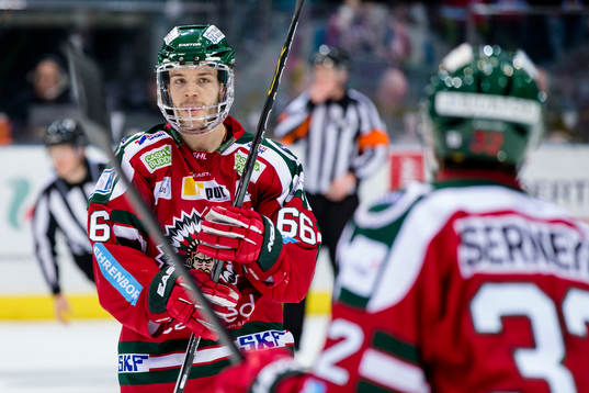 Frölundas Oscar Fantenberg jublar ihop med Lukas Bengtsson