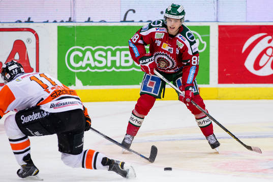 Frölundas Andreas Johnson mot Karlskronas Robin Persson