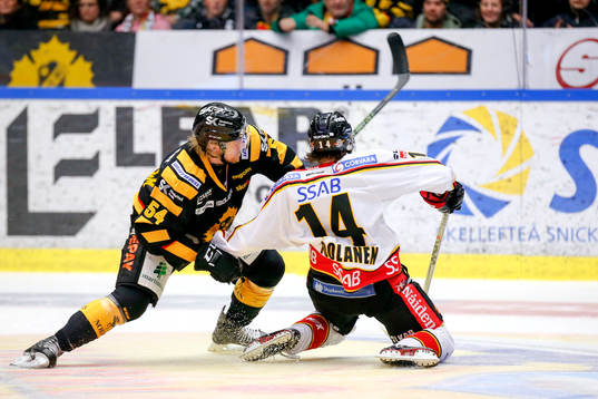 Skellefteås Anton Lindholm och Luleås Anton Toolanen