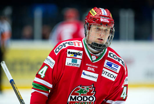 Modos Carl Grundström får matchstraff