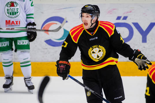Brynäs Pathrik Westerholm irriterad