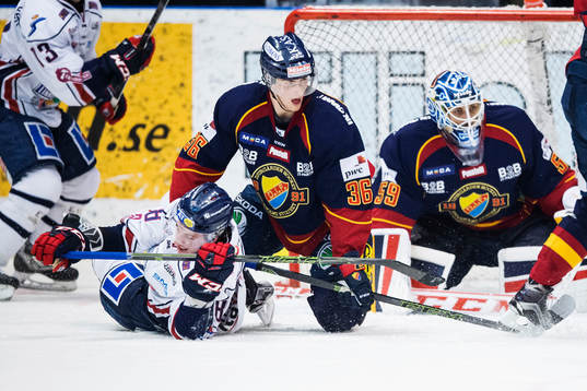 Linköpings Jacob Lilja och Djurgårdens Philip Holm i