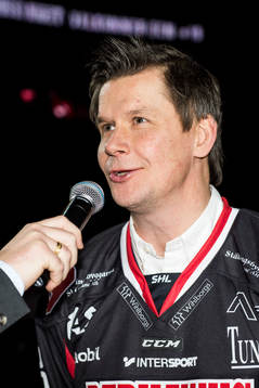 Malmö Redhawks föredetta spelare Juha Riihijärvi hyllas