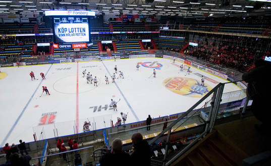 Uppvärmning i Behrn Arena med fokus på tekningscirklarna