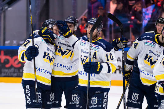 s Emil Johansson har gjort 1-2