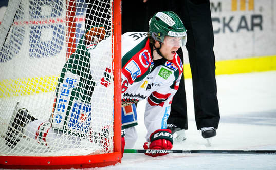 Frölundas Anton Axelsson deppar