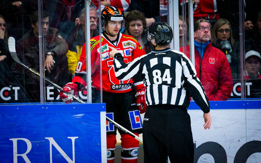 Örebros Libor Hudacek deppar i utvisningsbåset