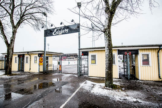 Exteriör på Edsborgs IP i snöoväder