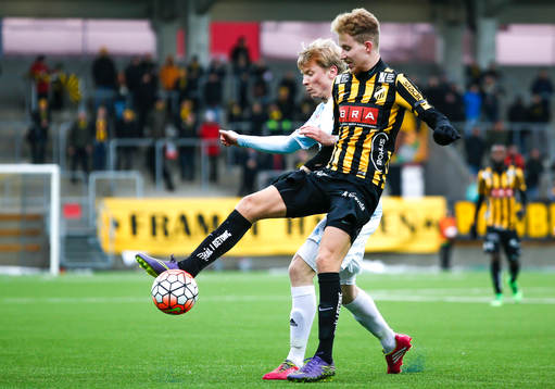 Brommapojkarnas Viktor Gyökers och Häckens Samuel
