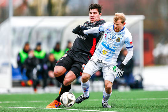 Bläddra bland fler bilder av Fotboll, Svenska Cupen, Trollhättan - Gefle